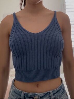 Ribbed V-Neck Cropped Tank Top - Blue